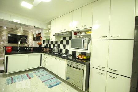 Casa à venda com 159m², 4 quartos e 1 vagaCozinha