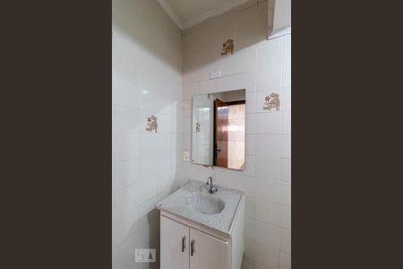 Casa para alugar com 60m², 1 quarto e sem vagaBanheiro - Pia