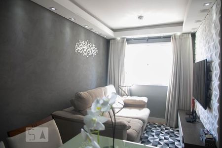 Sala de apartamento para alugar com 2 quartos, 45m² em Vila Nova Curuca, São Paulo