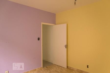 Casa à venda com 217m², 5 quartos e 3 vagasQuarto 3