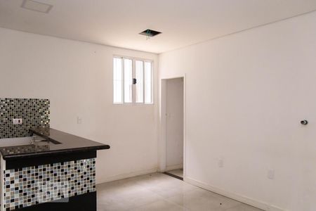 Casa à venda com 217m², 5 quartos e 3 vagas Casa à venda com 217m², 5 quartos e 3 vagasCozinha