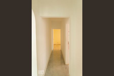 Casa à venda com 217m², 5 quartos e 3 vagasBanheiro