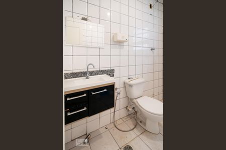 Banheiro Social de casa para alugar com 1 quarto, 40m² em Cidade Monções, São Paulo