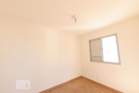 Apartamento para alugar com 76m², 3 quartos e 1 vaga Apartamento para alugar com 76m², 3 quartos e 1 vagaQuarto 2