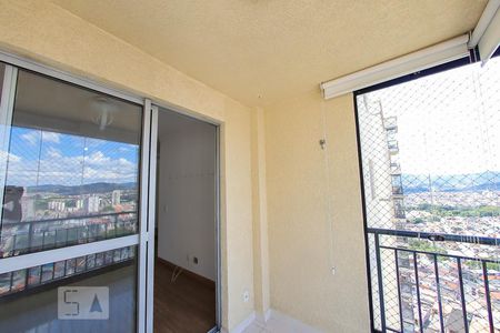 Sacada da Sala de apartamento para alugar com 3 quartos, 76m² em Picanço, Guarulhos