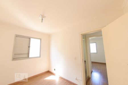 Apartamento para alugar com 76m², 3 quartos e 1 vaga Apartamento para alugar com 76m², 3 quartos e 1 vagaQuarto 2