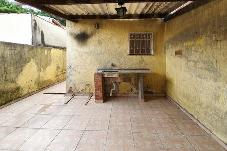 Casa para alugar com 300m², 3 quartos e 2 vagas Casa para alugar com 300m², 3 quartos e 2 vagasQuintal