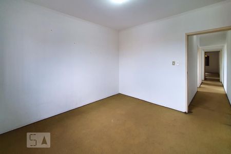 Casa para alugar com 300m², 3 quartos e 2 vagas Casa para alugar com 300m², 3 quartos e 2 vagasQuarto 2