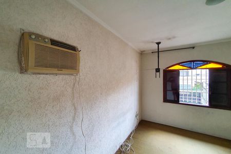 Casa para alugar com 300m², 3 quartos e 2 vagas Casa para alugar com 300m², 3 quartos e 2 vagasQuarto 3 - suite