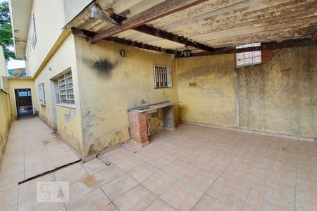 Casa para alugar com 300m², 3 quartos e 2 vagas Casa para alugar com 300m², 3 quartos e 2 vagasQuintal
