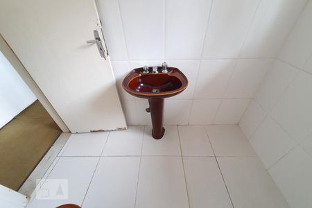 Casa para alugar com 300m², 3 quartos e 2 vagas Casa para alugar com 300m², 3 quartos e 2 vagasBanheiro