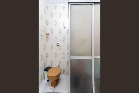 Casa à venda com 244m², 4 quartos e 3 vagasBanheiro 1