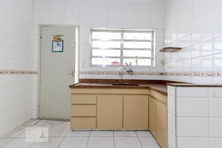Casa à venda com 244m², 4 quartos e 3 vagasCozinha 1