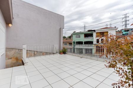 Casa à venda com 244m², 4 quartos e 3 vagasVaranda