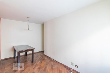 Sala de apartamento à venda com 2 quartos, 49m² em Cidade São Jorge, Santo André