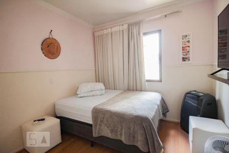 Apartamento à venda com 115m², 3 quartos e 2 vagasquarto 2