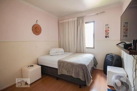 Apartamento à venda com 115m², 3 quartos e 2 vagasquarto 2