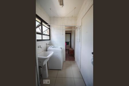 Apartamento à venda com 115m², 3 quartos e 2 vagasarea de serviço