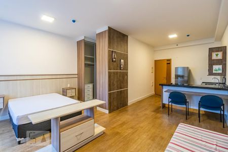 Sala de apartamento para alugar com 1 quarto, 45m² em Tamboré, Santana de Parnaíba