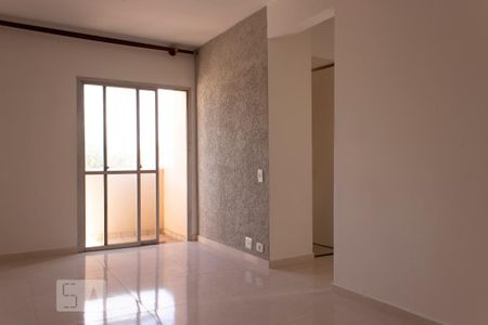 Sala de apartamento para alugar com 2 quartos, 50m² em Vila Mangalot, São Paulo