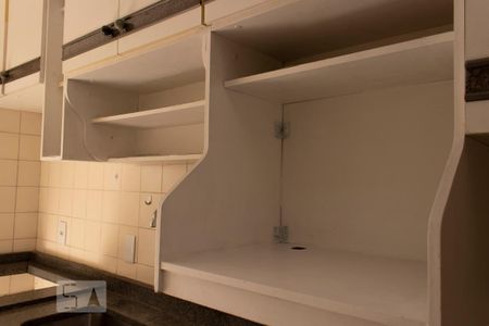 Apartamento para alugar com 50m², 2 quartos e 1 vagaCozinha - Armários