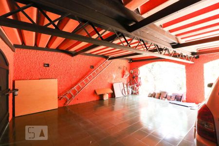 Garagem de casa à venda com 3 quartos, 1406m² em Granja Julieta, São Paulo