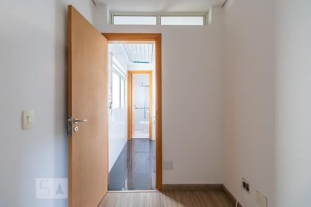 Apartamento para alugar com 133m², 3 quartos e 2 vagas Apartamento para alugar com 133m², 3 quartos e 2 vagasCômodo Extra
