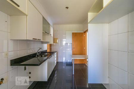 Apartamento para alugar com 133m², 3 quartos e 2 vagas Apartamento para alugar com 133m², 3 quartos e 2 vagasCozinha