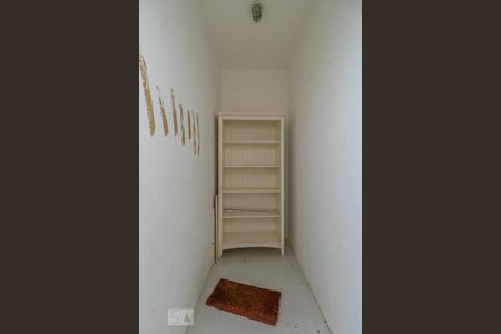 Apartamento para alugar com 133m², 3 quartos e 2 vagas Apartamento para alugar com 133m², 3 quartos e 2 vagasDepósito