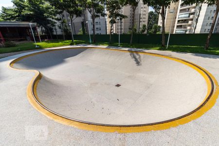Apartamento para alugar com 133m², 3 quartos e 2 vagas Apartamento para alugar com 133m², 3 quartos e 2 vagasÁrea Comum
