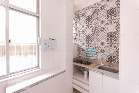 Cozinha de kitnet/studio para alugar com 1 quarto, 32m² em Praca da Bandeira, Rio de Janeiro