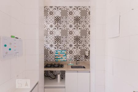 Cozinha de kitnet/studio para alugar com 1 quarto, 32m² em Praca da Bandeira, Rio de Janeiro