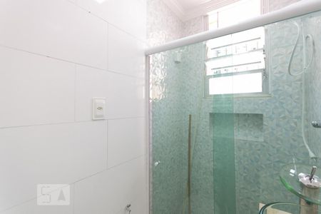 Banheiro de kitnet/studio para alugar com 1 quarto, 32m² em Praca da Bandeira, Rio de Janeiro