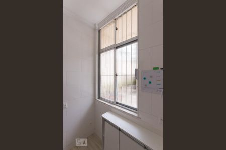 Cozinha de kitnet/studio para alugar com 1 quarto, 32m² em Praca da Bandeira, Rio de Janeiro