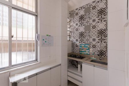 Cozinha de kitnet/studio para alugar com 1 quarto, 32m² em Praca da Bandeira, Rio de Janeiro