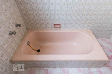 Apartamento à venda com 183m², 5 quartos e 1 vagaBanheiro 3ºandar