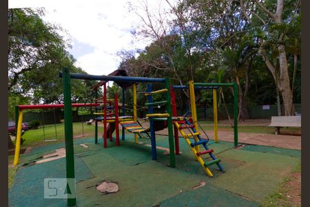 Apartamento para alugar com 50m², 2 quartos e 1 vaga Apartamento para alugar com 50m², 2 quartos e 1 vagaÁrea Comum - Playground