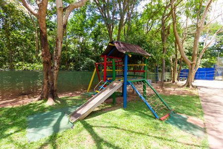 Apartamento para alugar com 50m², 2 quartos e 1 vaga Apartamento para alugar com 50m², 2 quartos e 1 vagaÁrea Comum - Playground