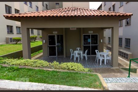 Apartamento para alugar com 50m², 2 quartos e 1 vaga Apartamento para alugar com 50m², 2 quartos e 1 vagaÁrea comum - Salão de festas