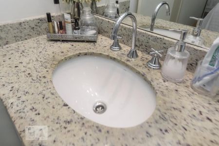 Apartamento à venda com 40m², 1 quarto e 1 vagaBanheiro do Quarto