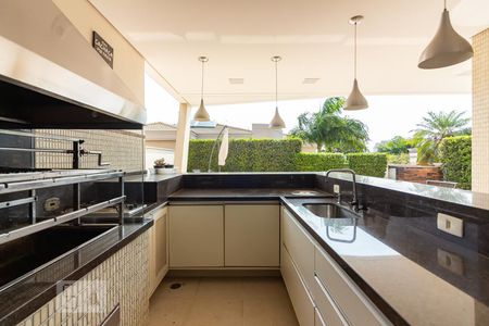 Casa de condomínio à venda com 490m², 4 quartos e 6 vagas Casa de condomínio à venda com 490m², 4 quartos e 6 vagasVaranda gourmet