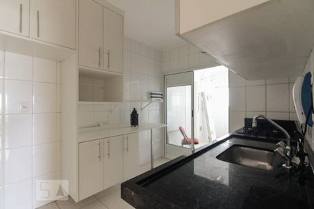 Apartamento à venda com 130m², 3 quartos e 2 vagasCozinha 