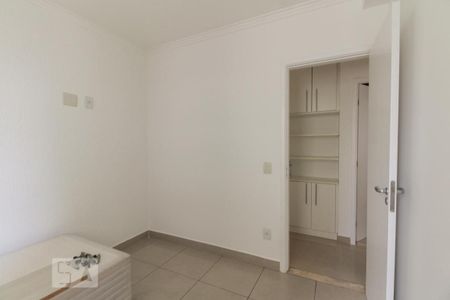 Apartamento à venda com 130m², 3 quartos e 2 vagasQuarto 