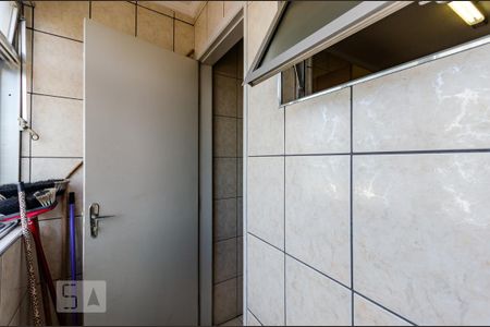 Apartamento para alugar com 120m², 3 quartos e 1 vaga Apartamento para alugar com 120m², 3 quartos e 1 vagaÁrea de serviço