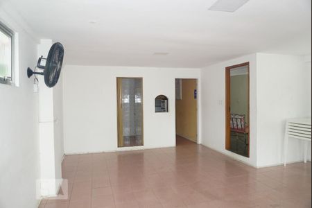 Apartamento à venda com 65m², 2 quartos e 1 vagaÁrea comum - Salão de festas