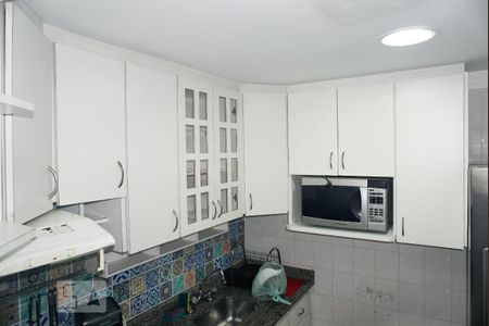 Apartamento à venda com 65m², 2 quartos e 1 vagaCozinha