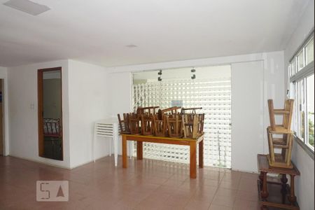 Apartamento à venda com 65m², 2 quartos e 1 vagaÁrea comum - Salão de festas