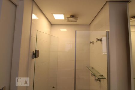 Apartamento para alugar com 68m², 1 quarto e 1 vagaChuveiro banheiro da suíte