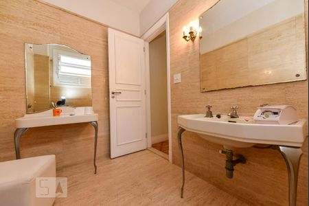 Apartamento à venda com 420m², 4 quartos e 2 vagas Apartamento à venda com 420m², 4 quartos e 2 vagasLavabo