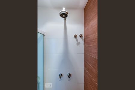 Apartamento à venda com 420m², 4 quartos e 2 vagas Apartamento à venda com 420m², 4 quartos e 2 vagasBanheiro da Suíte 3